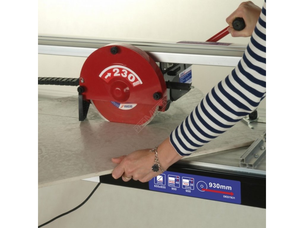 Půjčovna - Elektrická řezačka na dlažbu a obklady 800 W,kotouč 230 x 25,4 mm - řez 930 mm