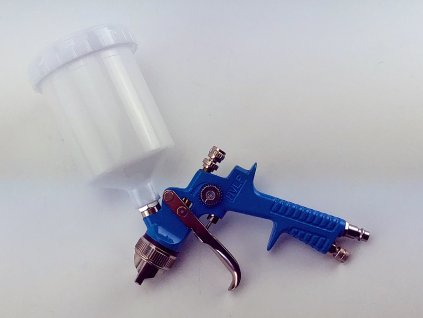 Stříkací pistole Profi (HVLP), tryska 1,4mm, horní plastová nádobka 600ml MAGG PROFI WJ0081A1