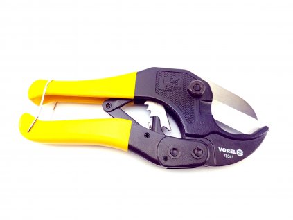 Kleště na stříhání PVC trubek max. pr.42mm