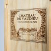 logo chateauneuf du pape chateau vaudieu na dřevěné krabičce