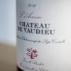 detail etikety vína l'avenue 2016 chateauneuf du pape chateau vaudieu
