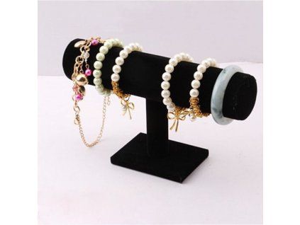 Stojan na náramky semišový