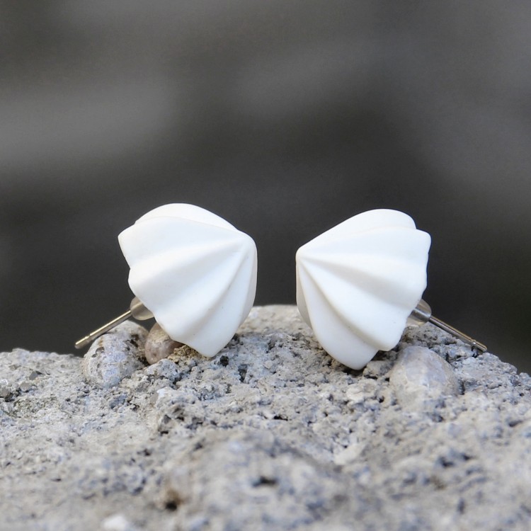 CircusMind Náušnice dámské bílé Pusinky/šlehačka S0789