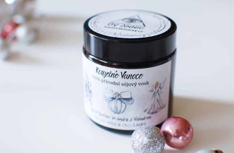 Sójová svíčka Kouzelné Vánoce 120ml - BY ANNIE