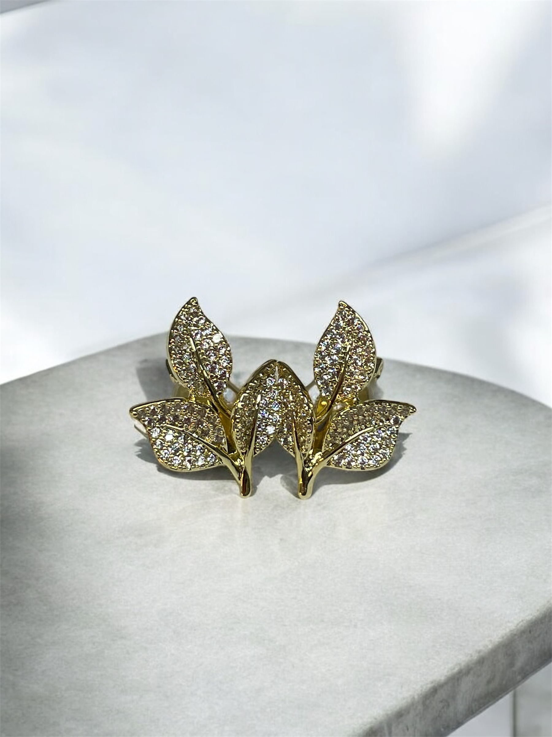 Prosperk Náušnice klipsy zlaté lístečky