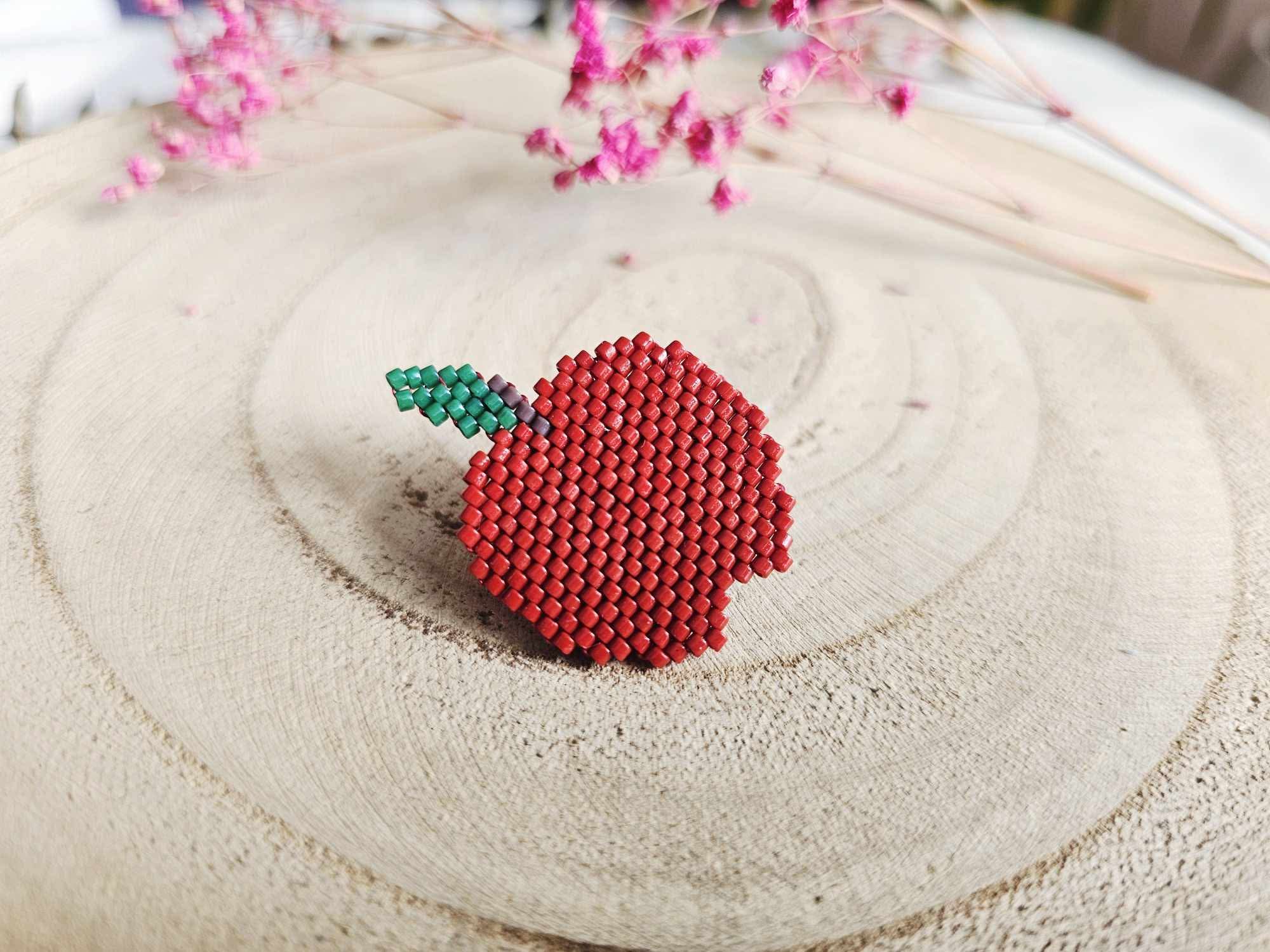 Brož jablíčko - Petrael