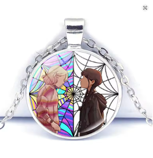 Prosperk Řetízek Wednesday a Enid