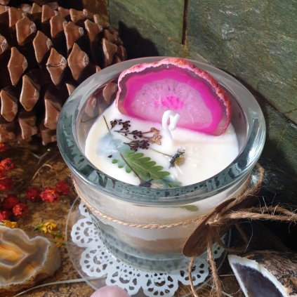 Svíčka s plátkem kamene