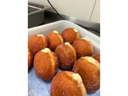 Vanilkový krém s jahodovým cukrem