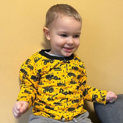 Mikina plná bagrů3