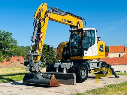 Liebherr A918