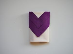 Technika skládání ubrousků č. 9 – Dvojitá rolka