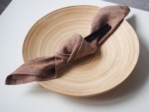 Technika skládání ubrousků č. 12 – Uzel