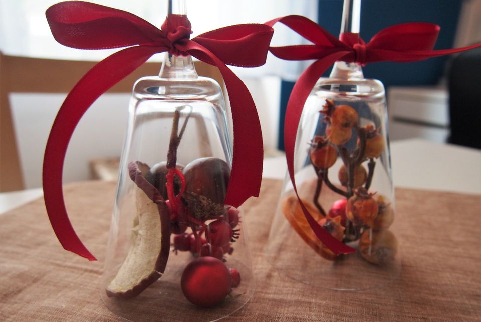 Tipy na jednoduché vánoční dekorace na stůl