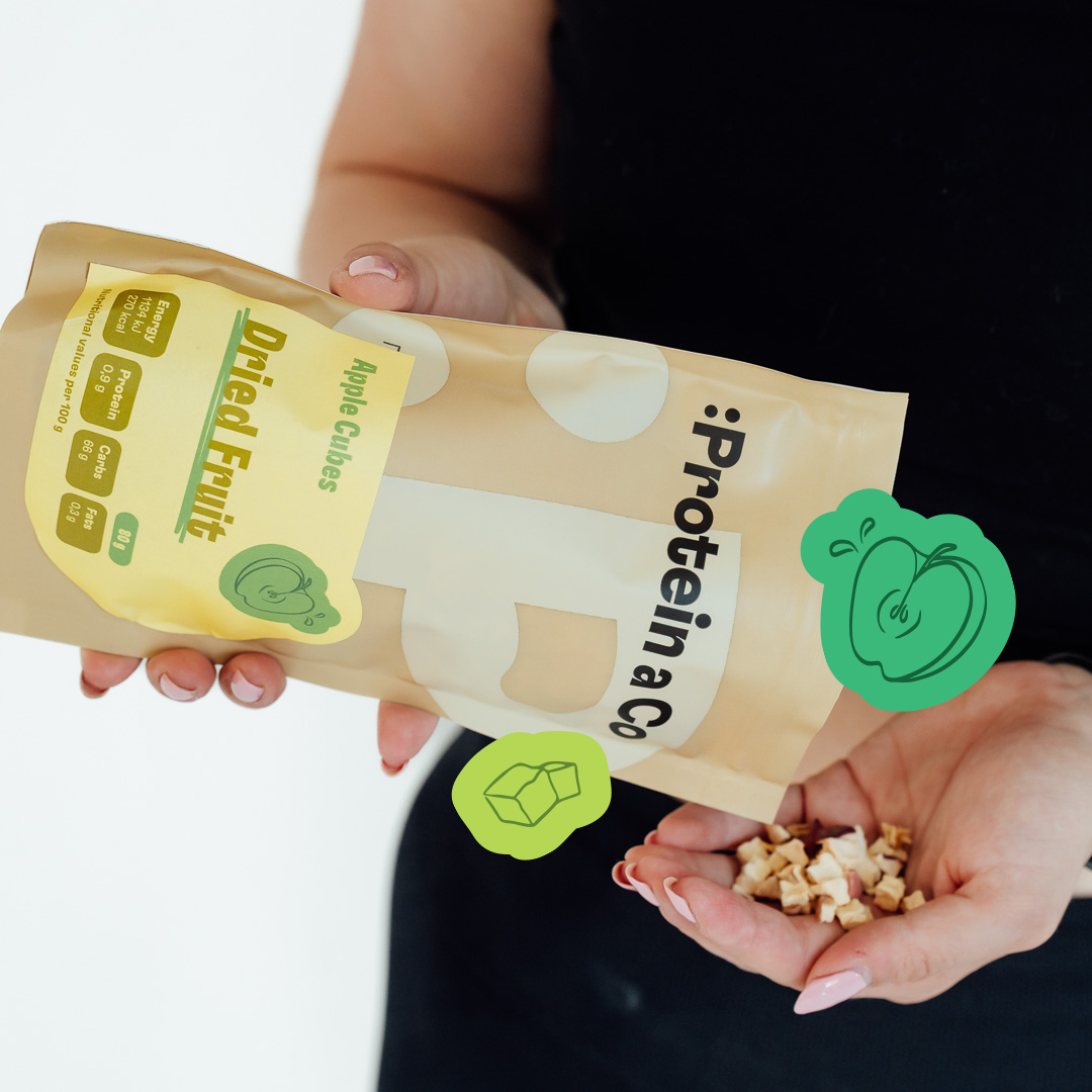 Protein & Co. Sušené jablčné kocky – nesírené Váha: 80 g Obrázek