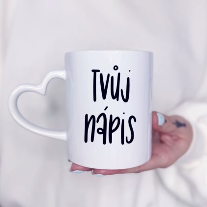 Hrnek se srdcovým uchem