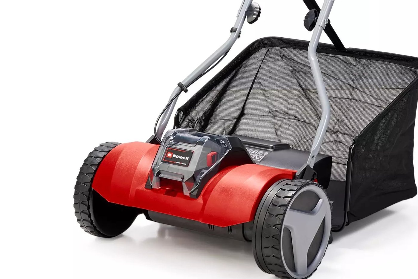 Einhell GE-HM 18/38 Li: recenze a zkušenosti s aku vřetenovou sekačkou