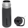 9762 1 stanley go flip straw vakuova lahev 650 ml tmave seda