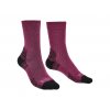 BRIDGEDALE Dámske trekové ponožky HIKE LIGHTWEIGHT MERINO PERFORMANCE BOOT berry - fialové