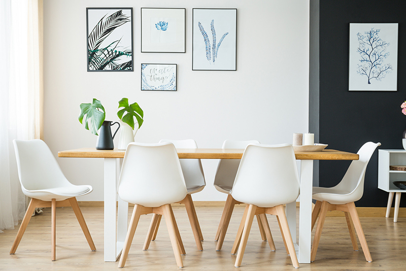 Vybavte svoju kuchyňu dizajnovými stoličkami: Ako ich vybrať?