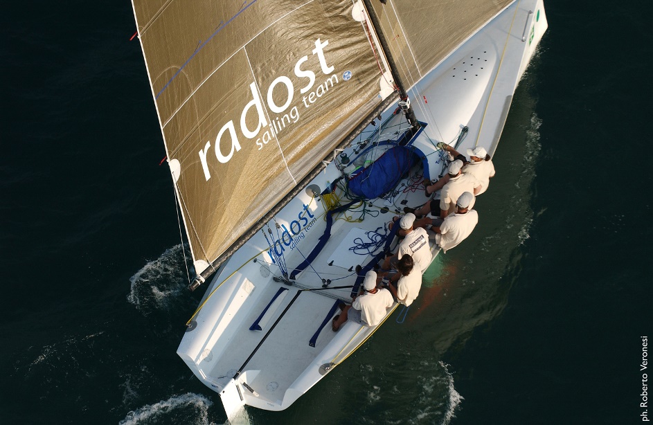 plachetnice-tboat-t830-a