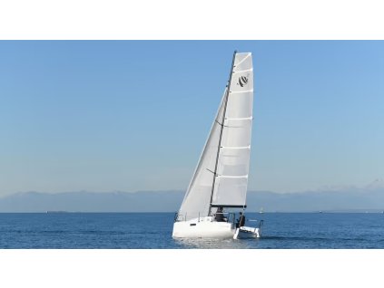 Plachetnice Seascape 27 na vode