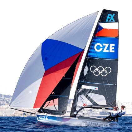 plachetnice 49er olympiada 1