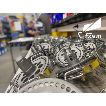 stinici plachty na zakazku fx sun 1