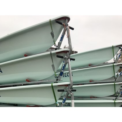 ilca slipwagen stapelhilfe 1280x1280