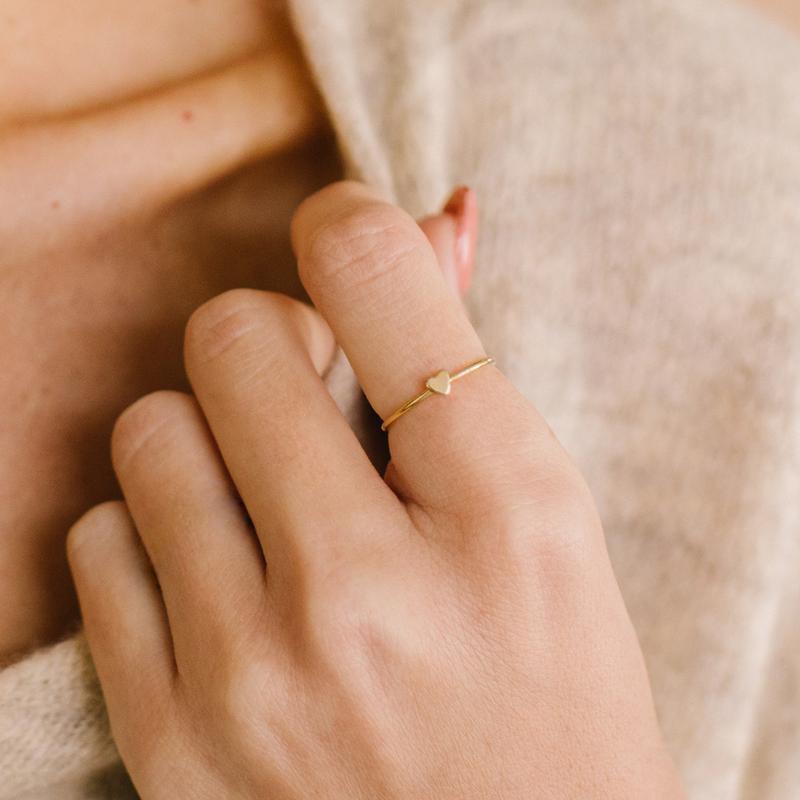 maemae-jewelry-ring-14k-gold-filled-5-tiny-heart-stacking-ring-13591017127970