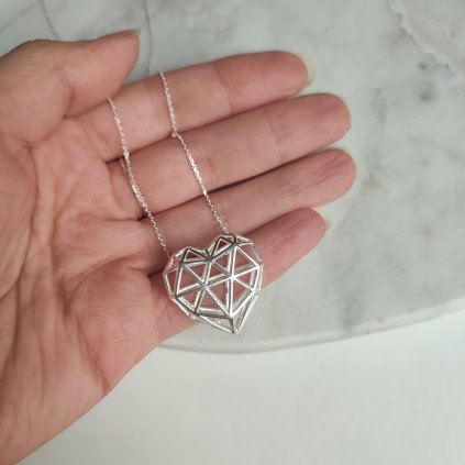 3D LOVE Stříbrný minimalistický náhrdelník Srdíčko AG 925
