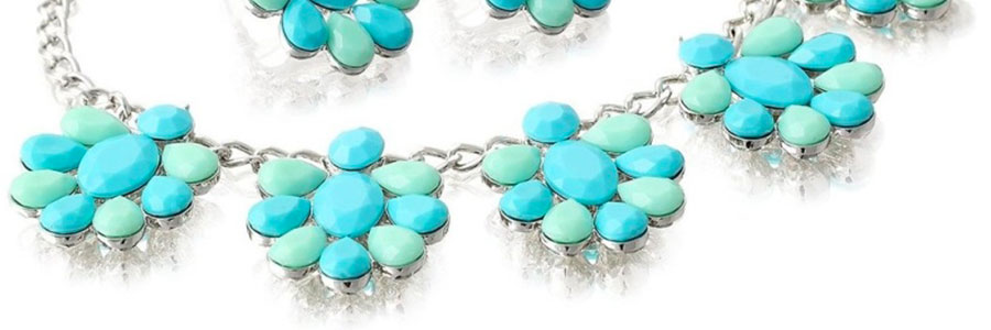 Šperky z pryskyřice jako opravdové nerosty