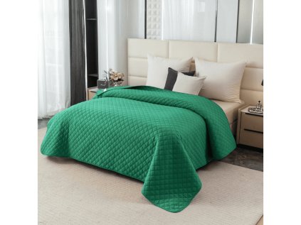 Zelený přehoz na postel LANTA s elegantním prošíváním