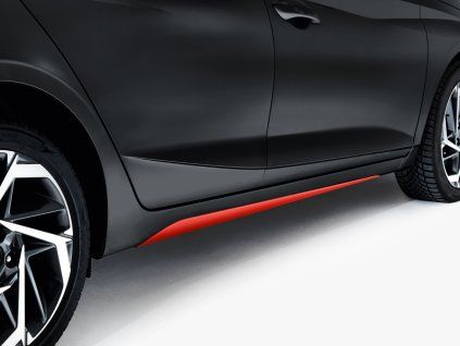 Hyundai i20 Jupe latérale, rouge tomate
