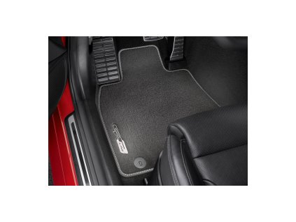 J5143ADE00GL J5143ADE10GL J5143ADE00GLAW IM Floor mats velour GT Line 01 rgb 72