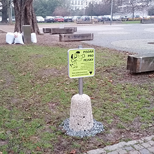 Betonovy_pisoar_Dunaj_Brno_janacek03