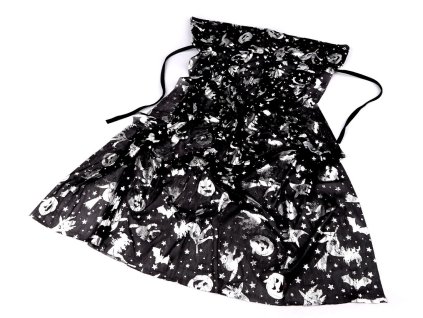 Plast cerny carodejnicky