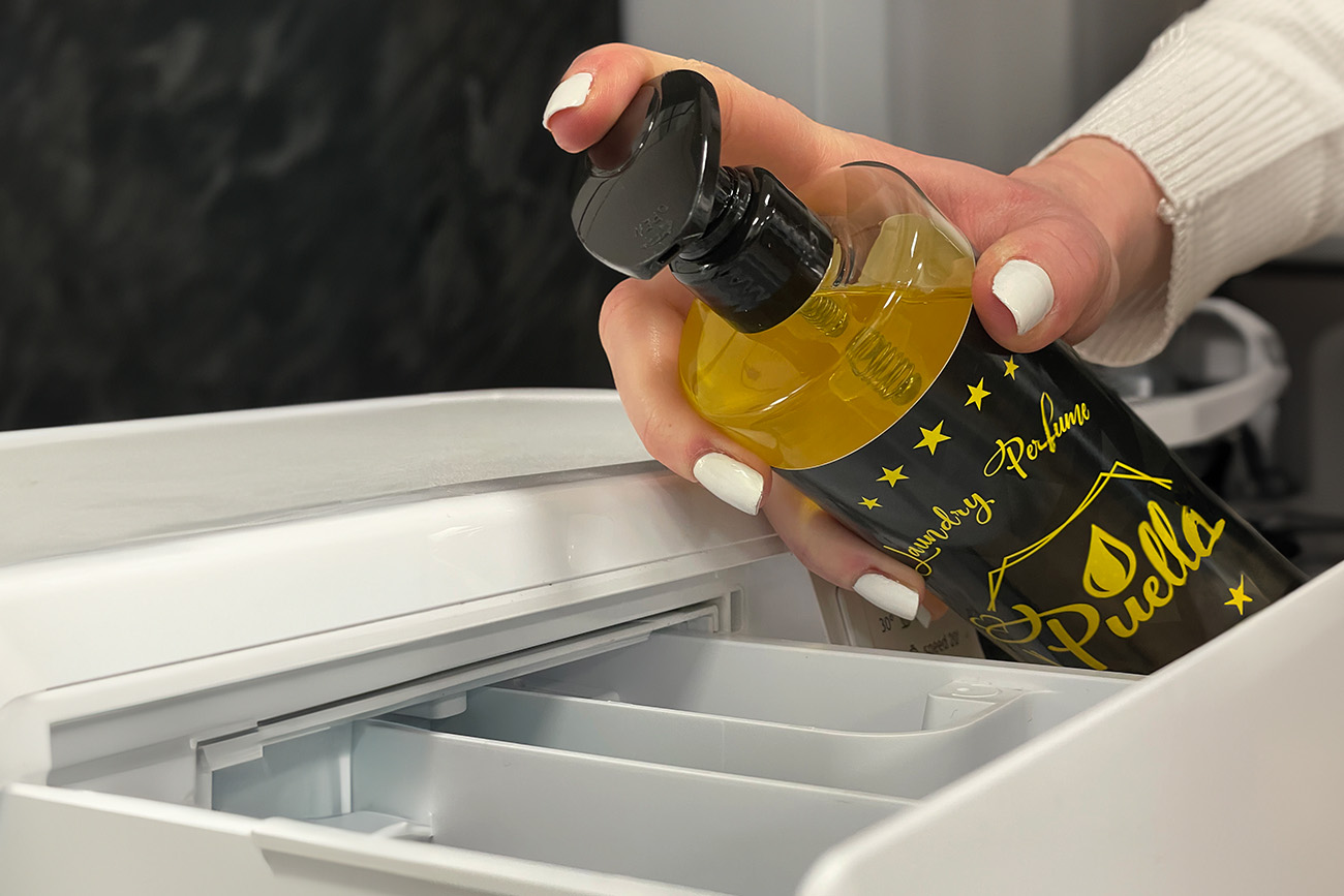 Flasche Parfüm zum Waschen