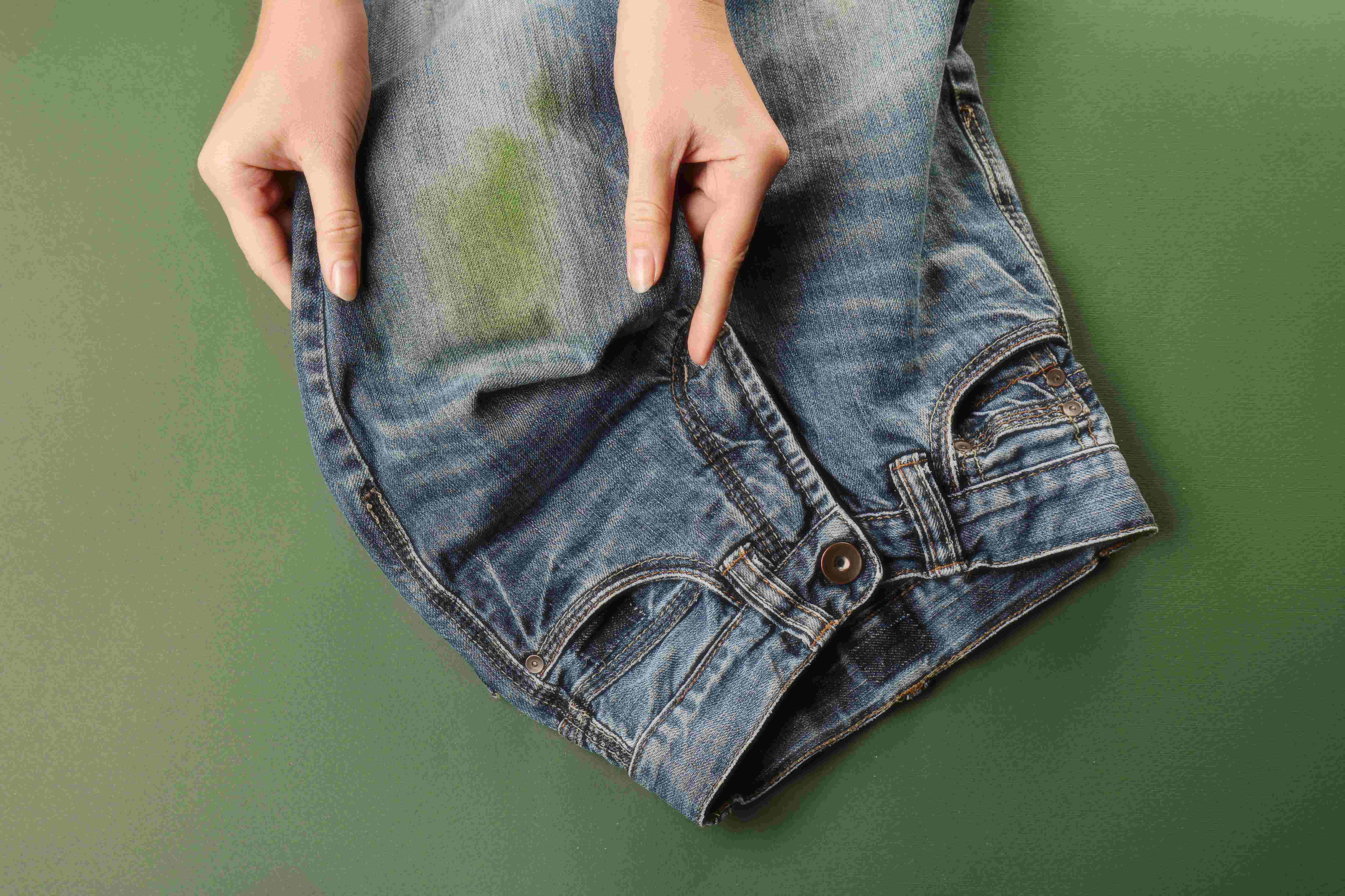 Grasflecken auf der Kleidung