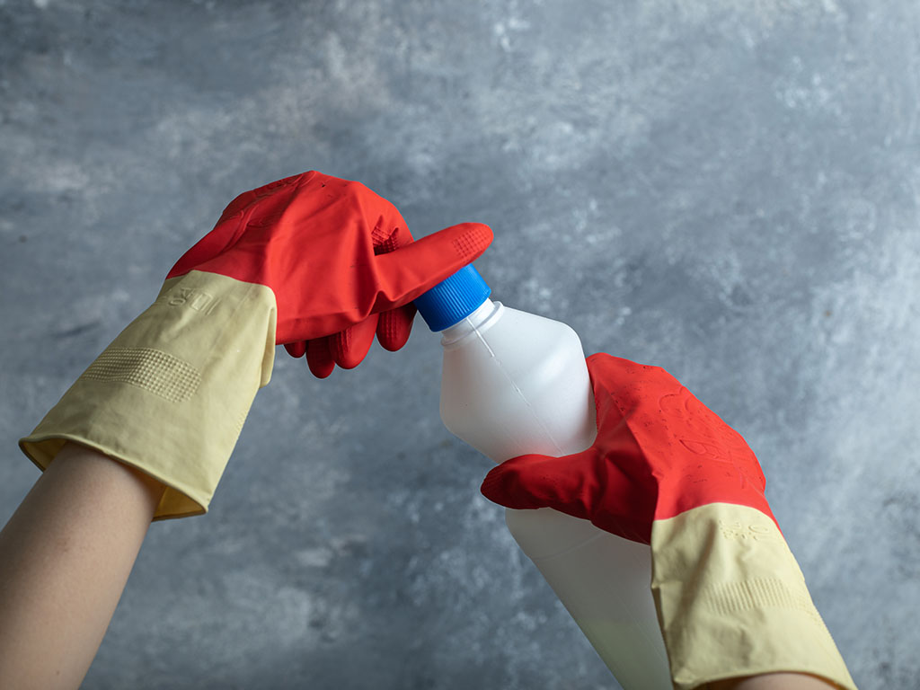 Using Bleach and Whitening Agents