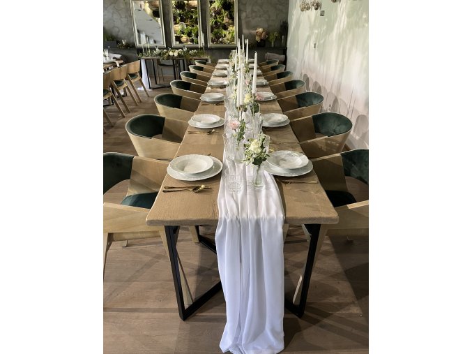 běhoun šifon bílý 4m, vyžehlený