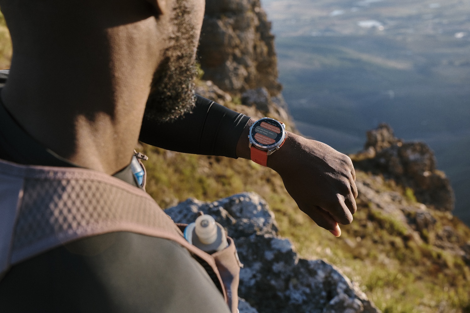 Garmin Fenix 9 Pro inReach: Jak funguje LTE a satelitní komunikace?