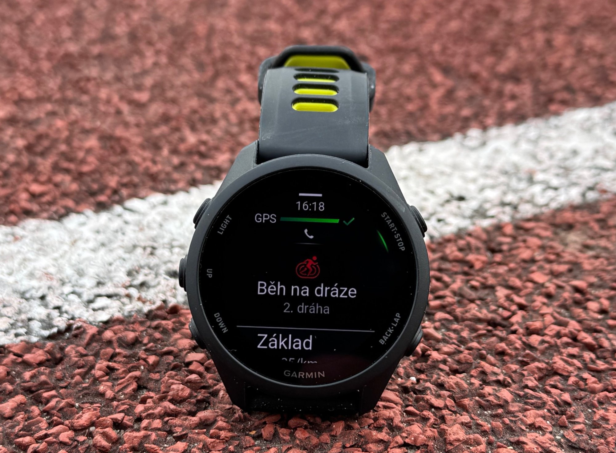 Garmin Forerunner 170: malé nejen, běžecké hodinky, které toho umí překvapivě hodně