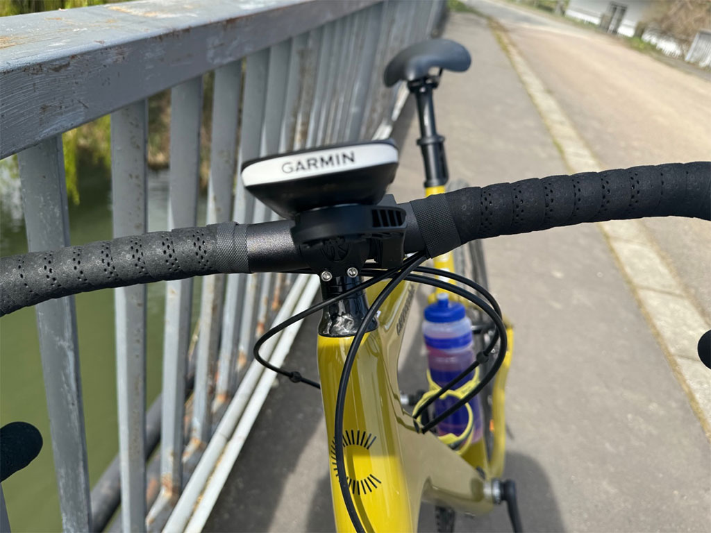 Odhaleno: Chytrá elektronika, kterou používají profesionální cyklisté a můžete ji mít i vy