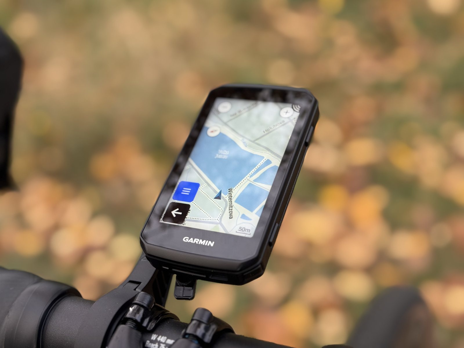 Navigační mapa na displeji Garmin Edge 1060