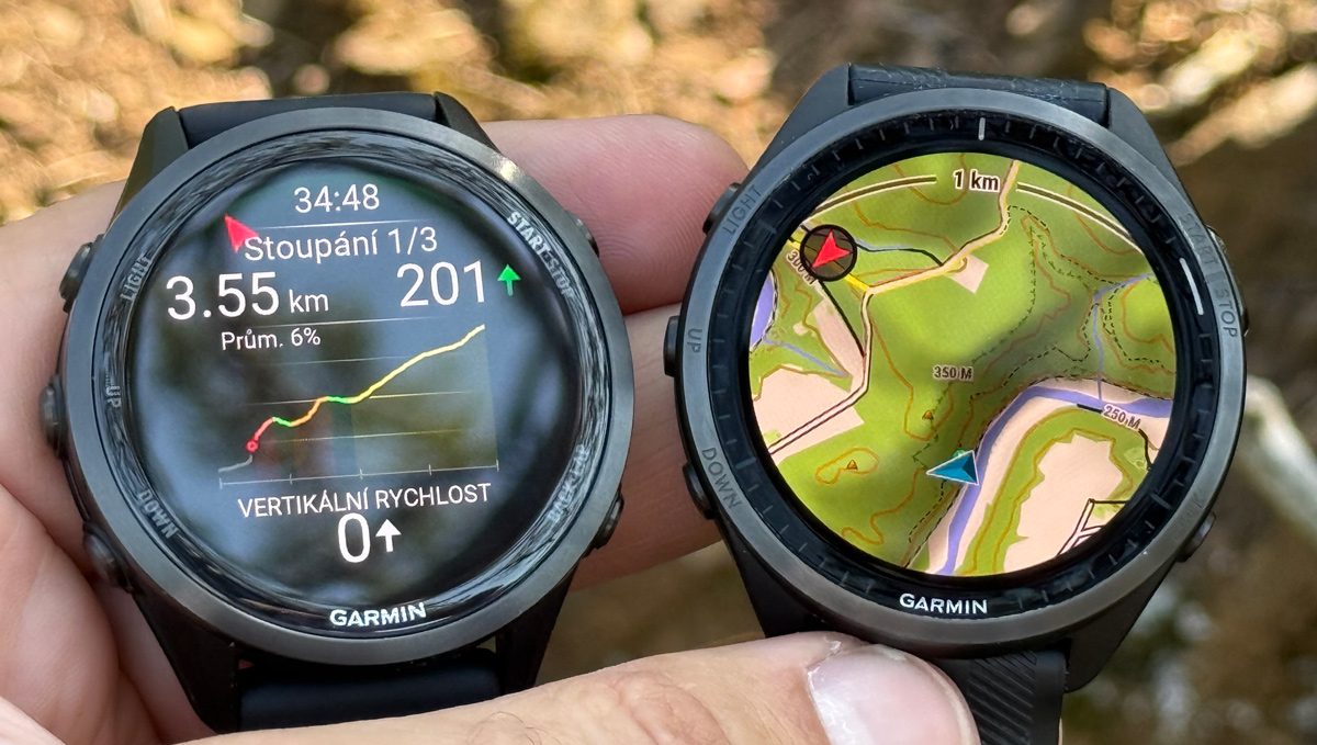 Safírové sklíčko u FR970 je odolnější, ale mívá více odlesků od okolních předmětů v porovnání s FR965.