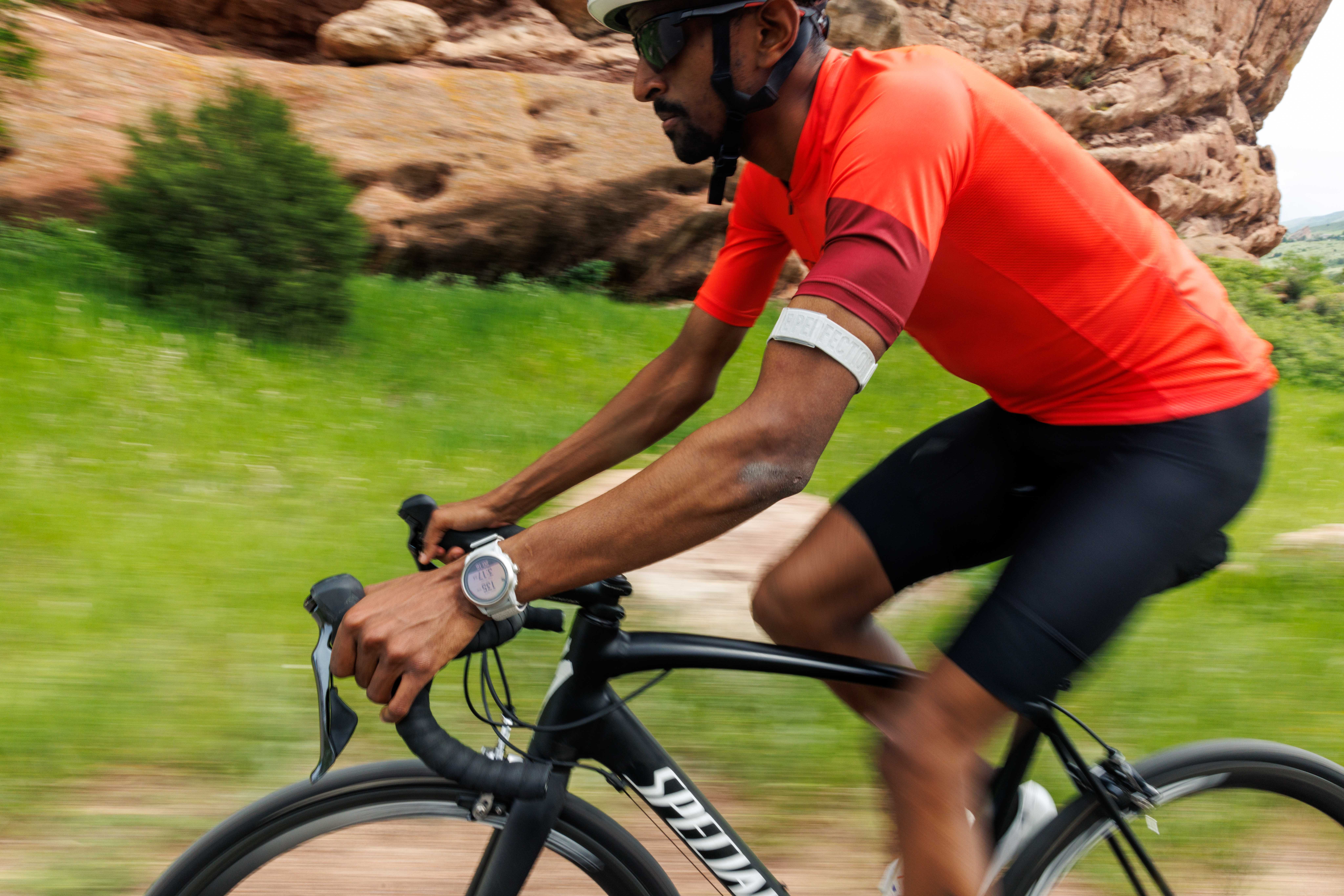 coros-opticky-snimac-tepove-frekvence-hrm