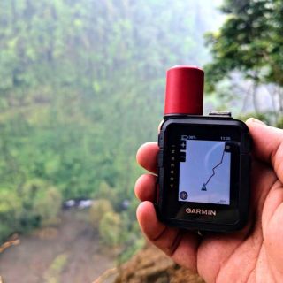 Valentýn není jen o květinách a špercích 💐💎 Někdy je tím největším důkazem lásky jistota, že se ten, koho milujeme, vrátí...