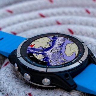 ⌚🌊 Chceš Garmin Fenix 7, ale v lepším designu a s námořními funkcemi pod 10 000 Kč? Garmin Quatix 7 sdílí DNA s Fenixovou...