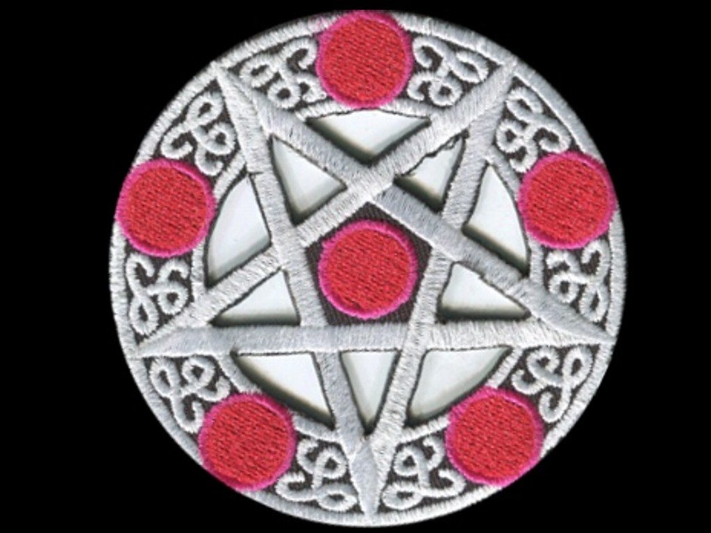 nasivka pentagram vysivana zazehlovaci